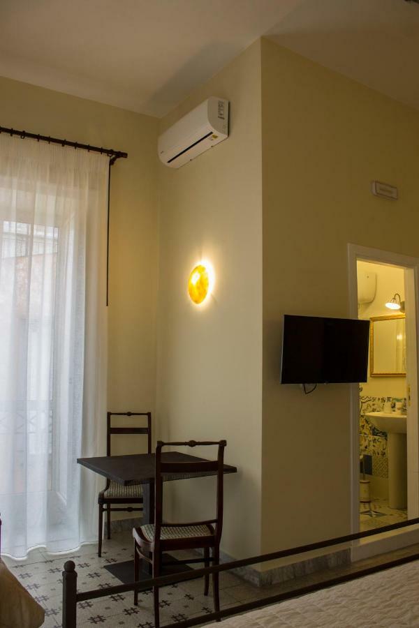 Bed and Breakfast Don Angelo Petito Neapol Exteriér fotografie